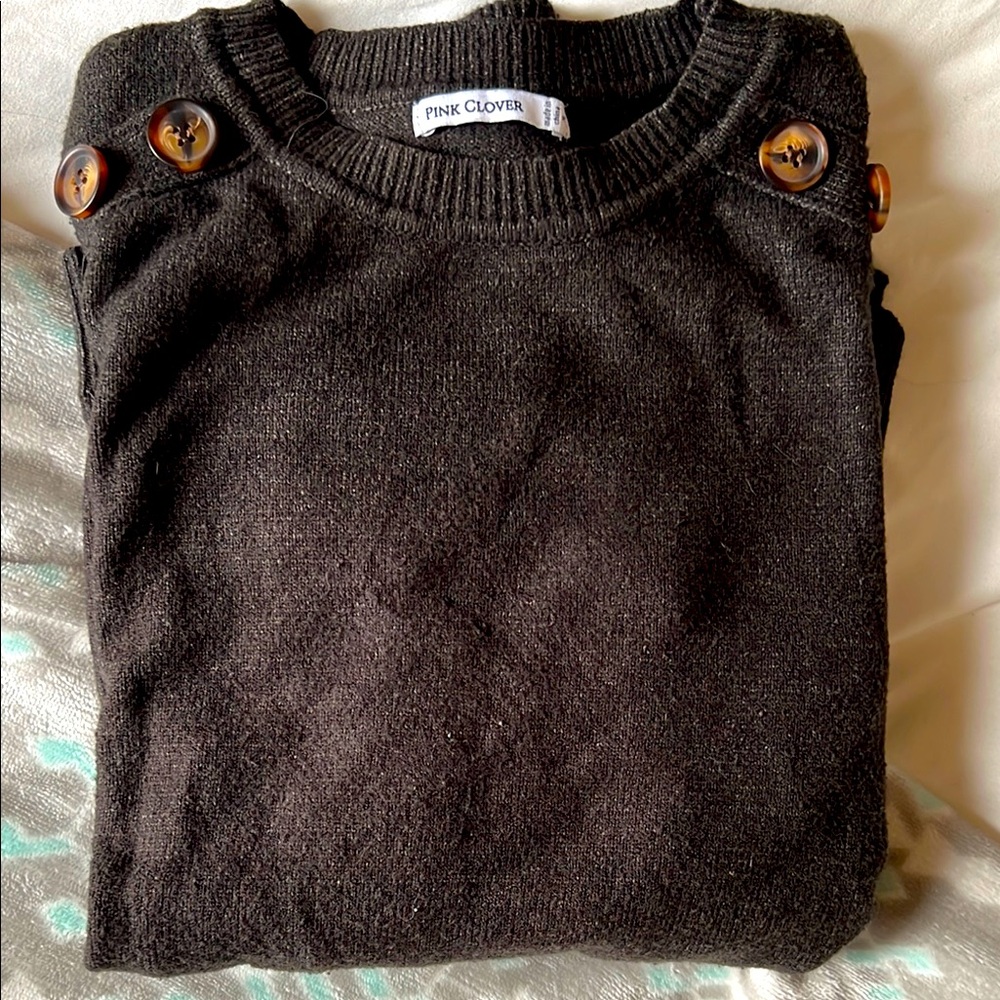 Academia sweater